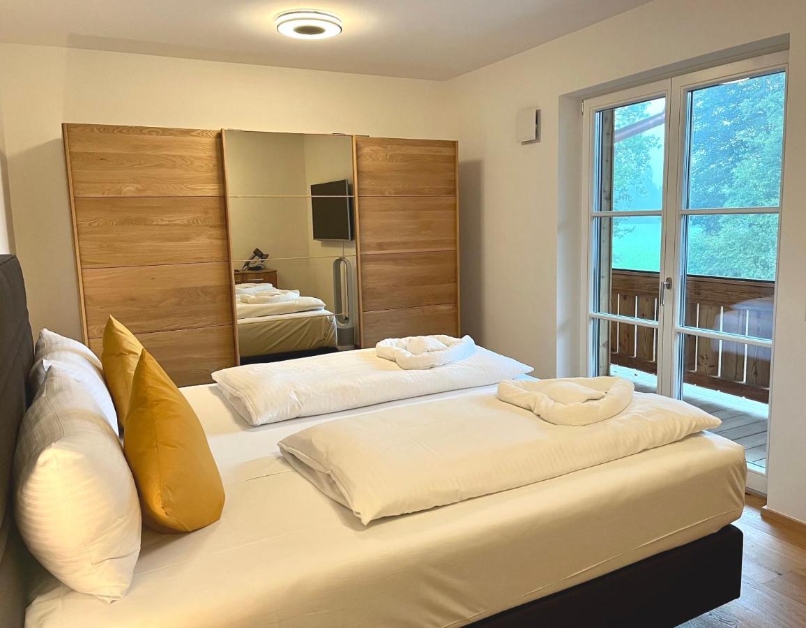 Palais Karl-Theodor Apartment ร็อทท์อาค-เอเกิร์น ห้อง รูปภาพ