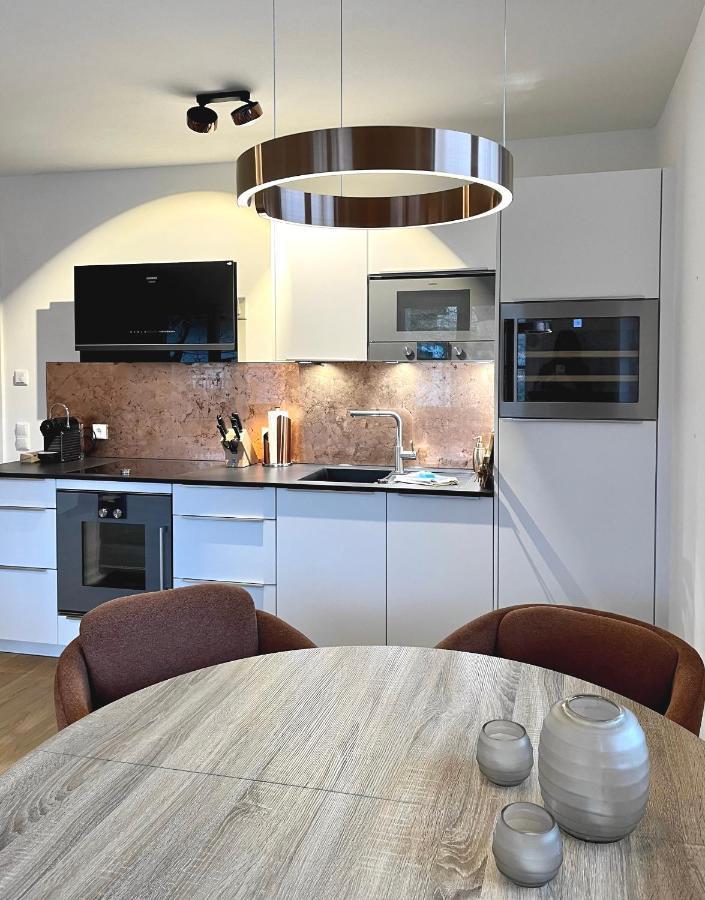 Palais Karl-Theodor Apartment ร็อทท์อาค-เอเกิร์น ภายนอก รูปภาพ