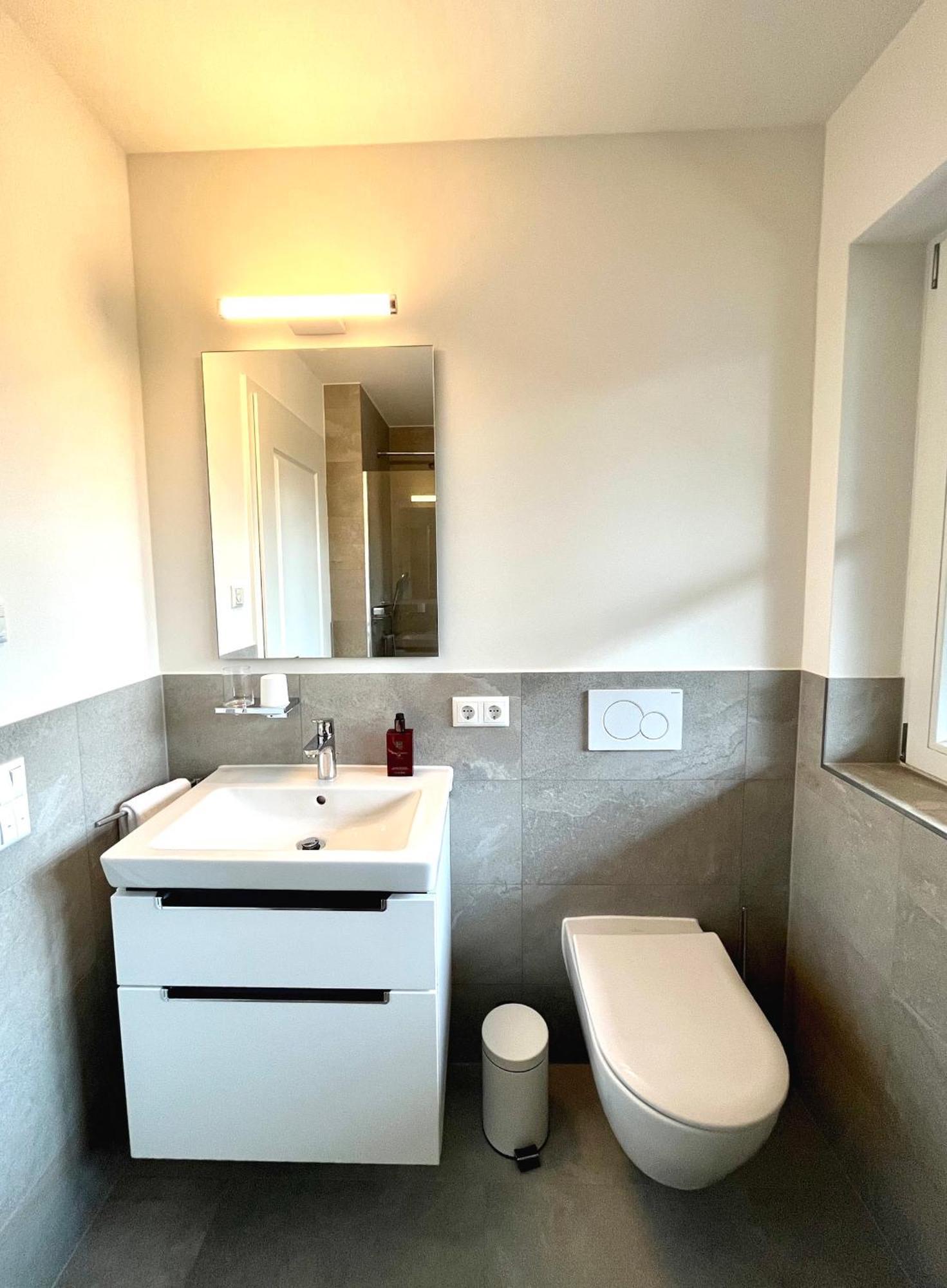 Palais Karl-Theodor Apartment ร็อทท์อาค-เอเกิร์น ห้อง รูปภาพ